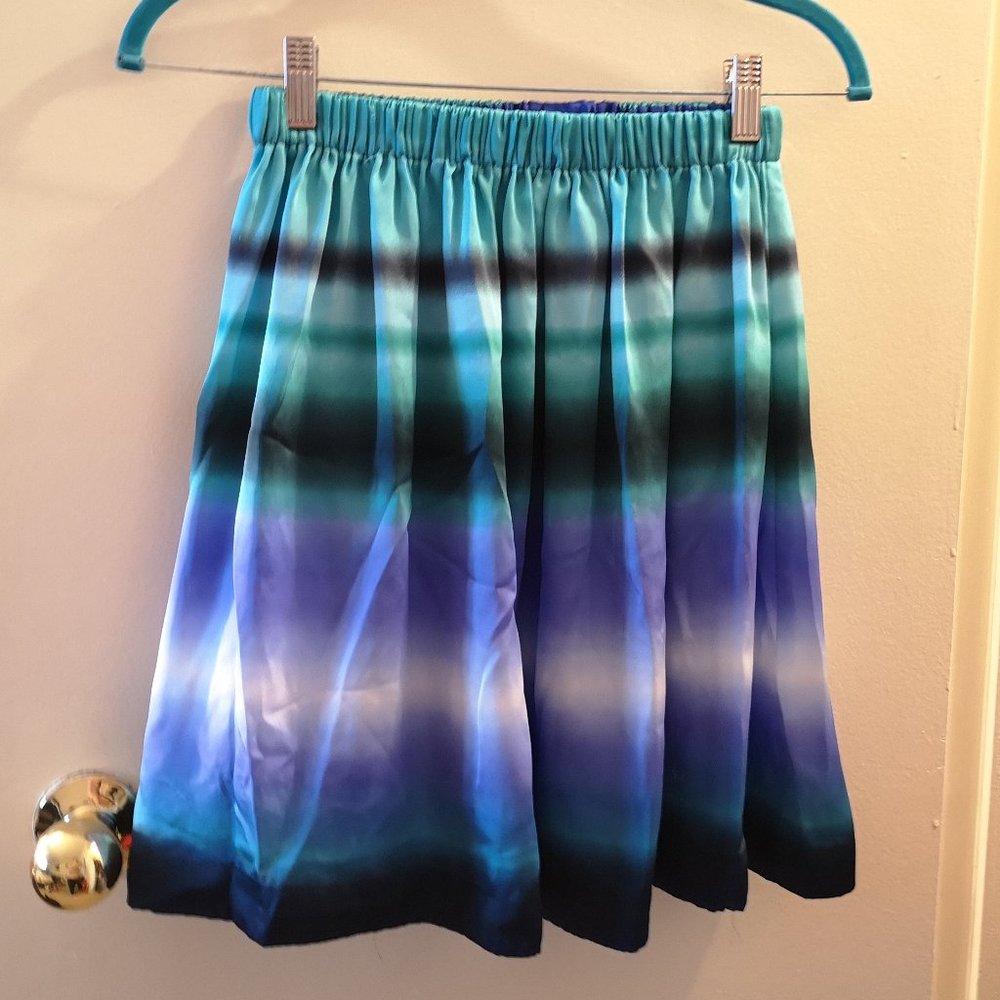 H&M XS ombre stripe silky kirt